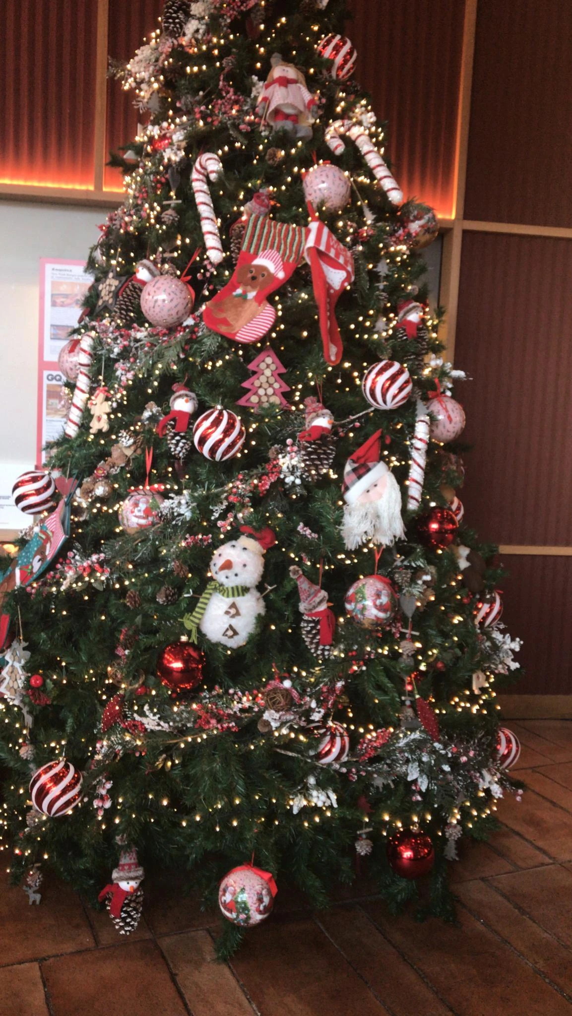 B&M &Aacute;rboles de Navidad