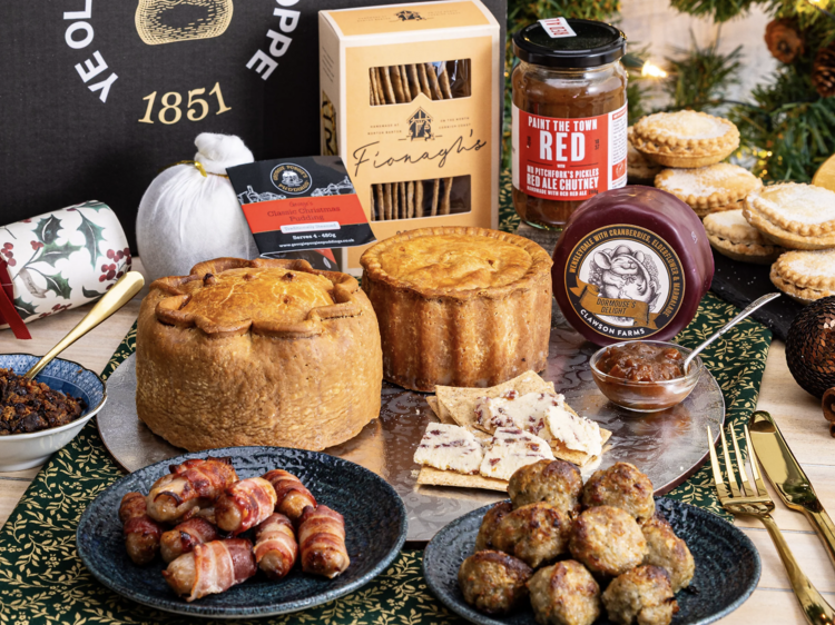 Ye Old Pork Pie Shoppeâs Tasty Tidings Hamper Ye Old Pork Pie Shoppeâs Tasty Tidings Hamper