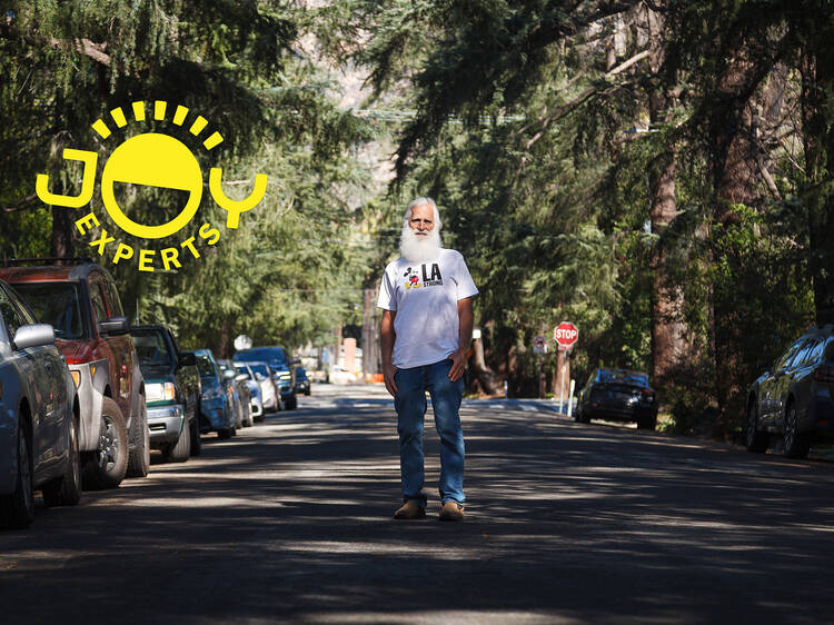 How Scott Wardlaw and the volunteers at Christmas Tree Lane keep Altadena’s joyous tradition alive