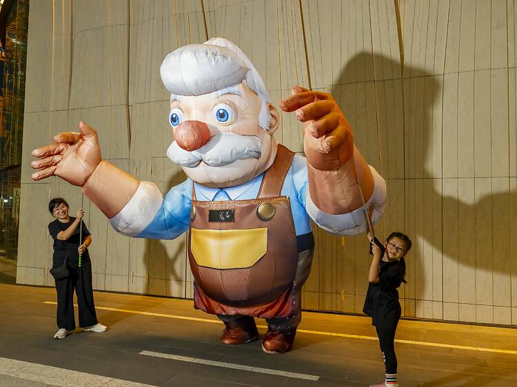 Standard Chartered Arts in the Park Night Parade Standard Chartered Arts in the Park Night Parade