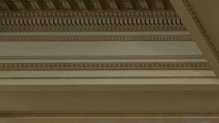 明治生命館 明治安田CAFE 丸の内