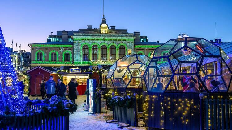 Tunnelmoi Tampereen joulutorilla