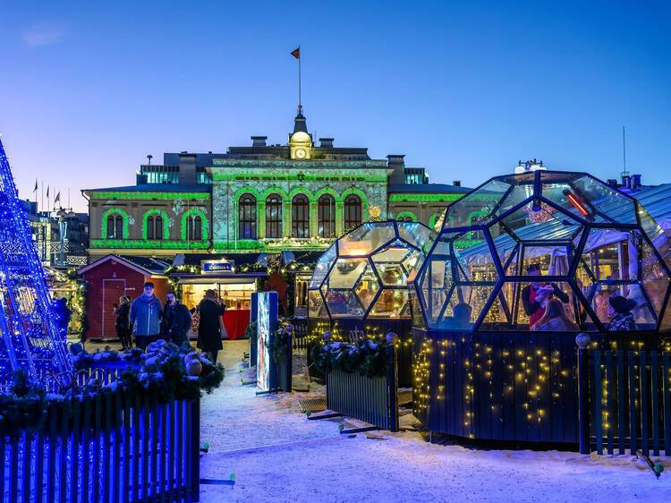 Tunnelmoi Tampereen joulutorilla