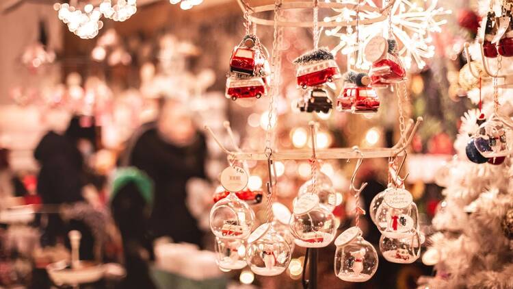 Täytä pukinkontti joulukauppa Hohteessa