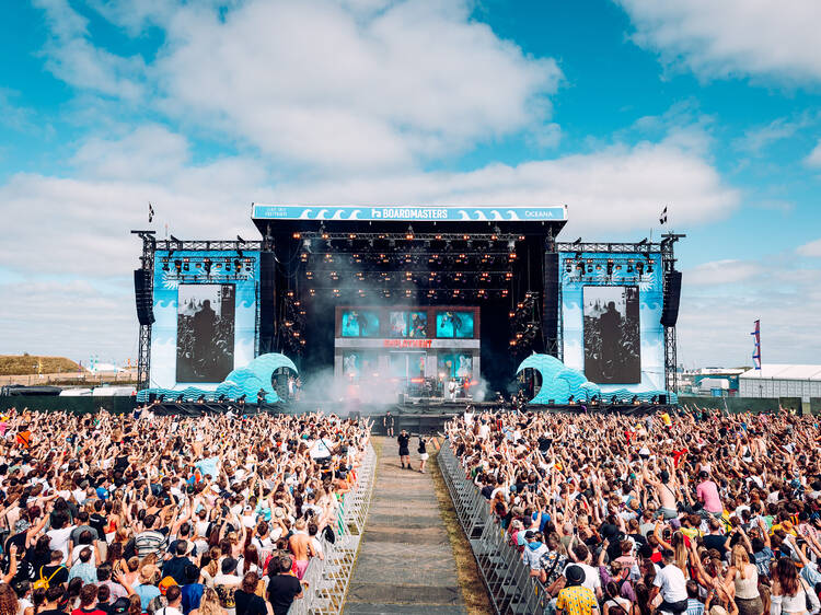 Boardmasters has announced its 2026 lineup – with Kasabian, The Kooks, Loyle Carner and more