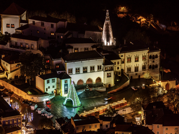Neste Natal, faz-se luz nos monumentos de Sintra Neste Natal, faz-se luz nos monumentos de Sintra