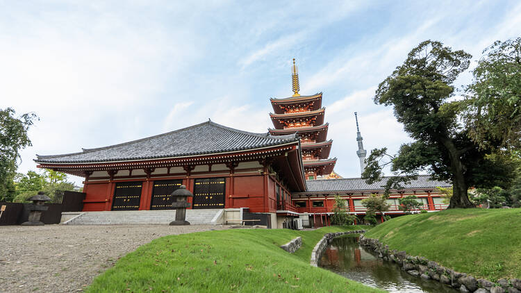The 1,400-year-old Sensoji Temple is hosting a projection mapping show for the very first time The 1,400-year-old Sensoji Temple is hosting a projection mapping show for the very first time