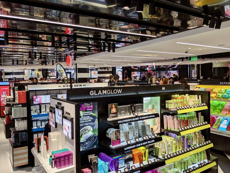 黑色星期五 Black Friday 優惠2025大集合 Cyber Monday、Black Friday 意思由來你知道嗎？