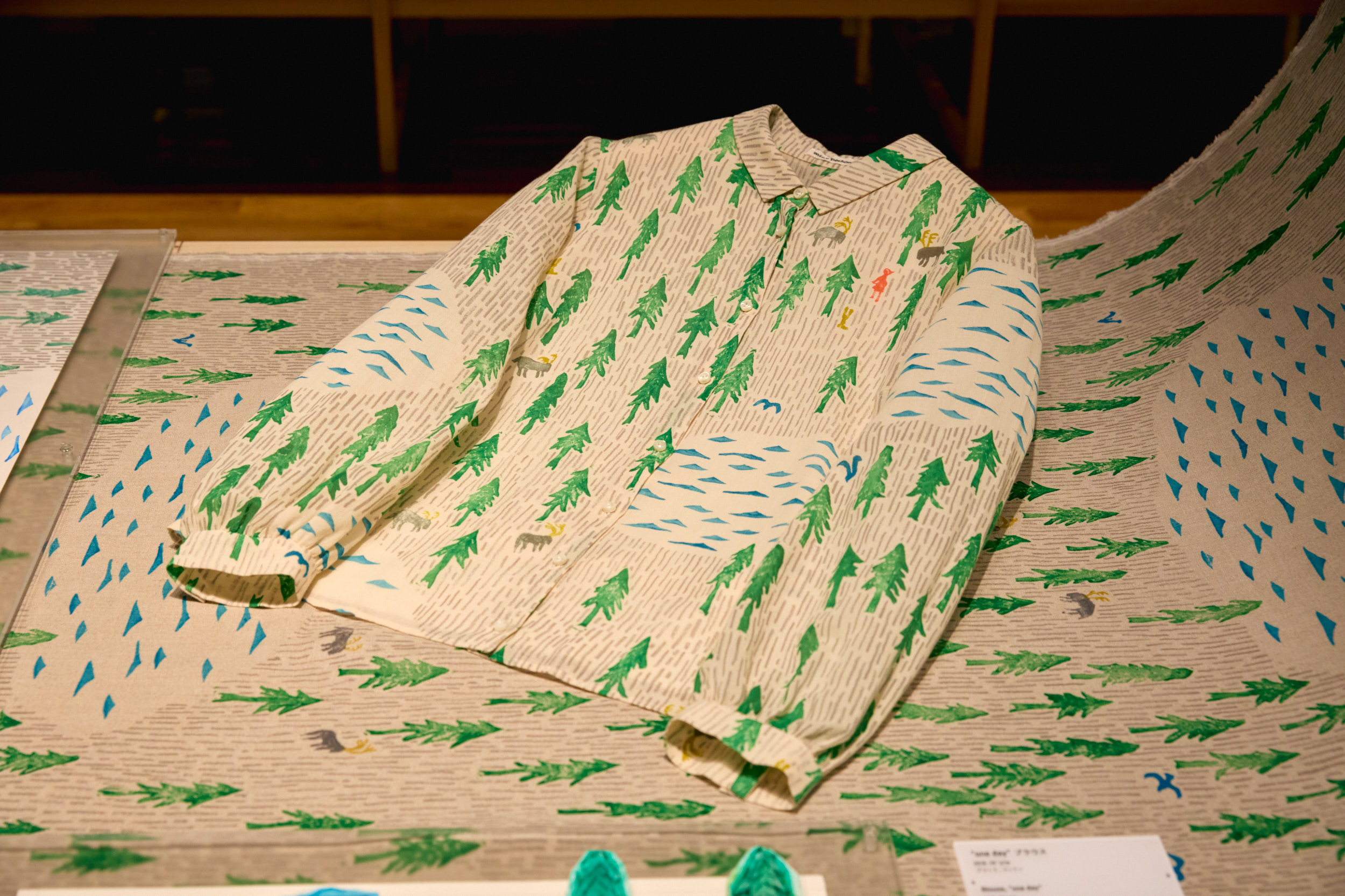 ミナ ペルホネンが生み出すテキスタイルの大合奏「つぐ minä perhonen」