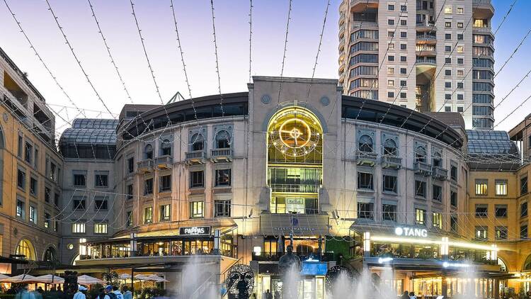 Nelson Mandela Square