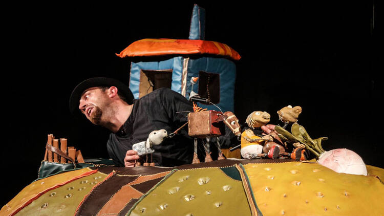 Tentar arrancar um nabo gigante