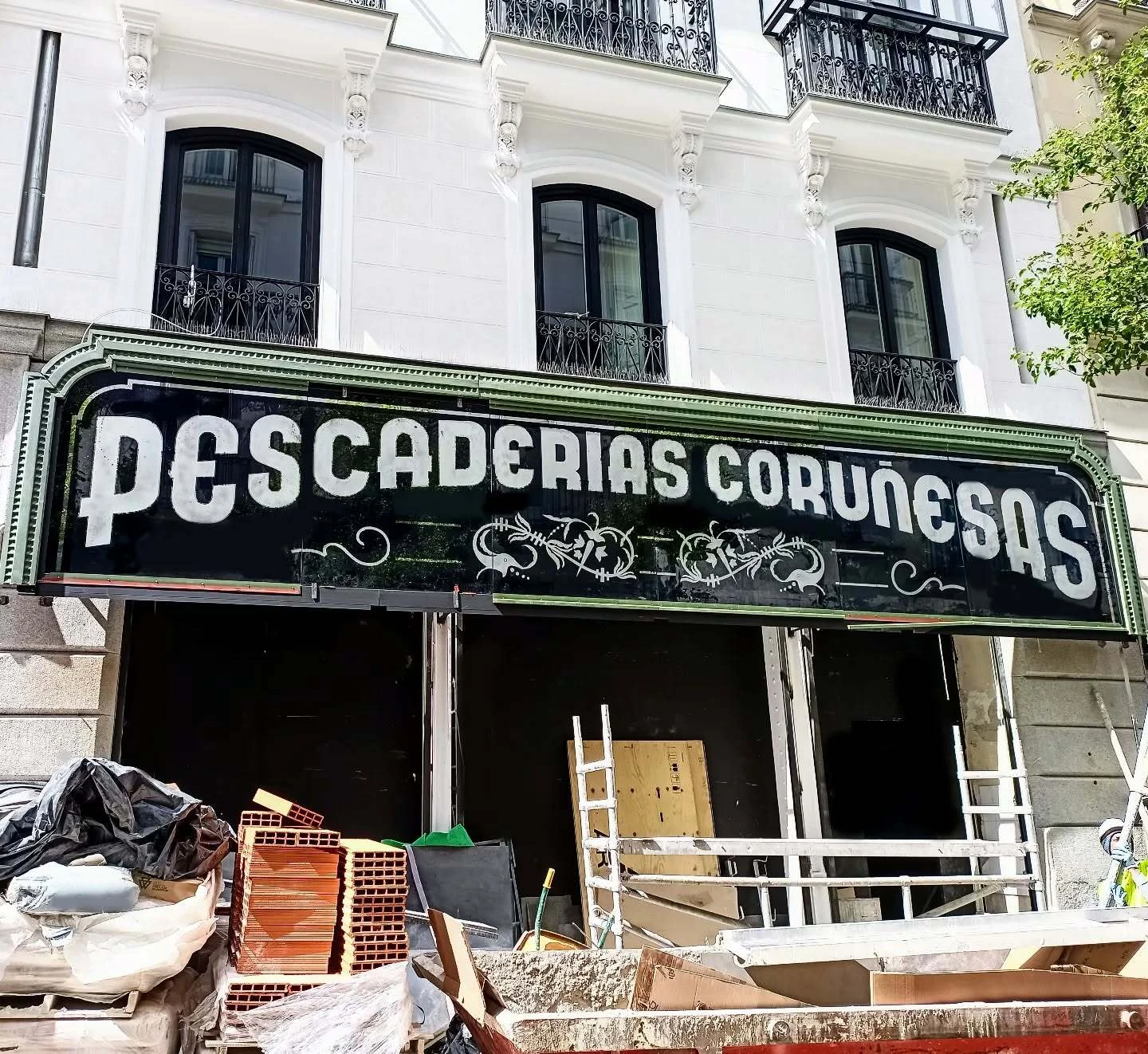 Pescader&iacute;as Coru&ntilde;esas. @pescaderias_corunesas