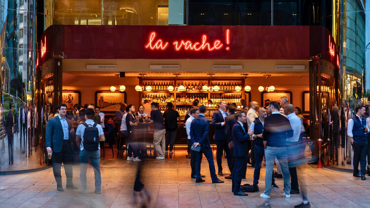 la vache ifc location