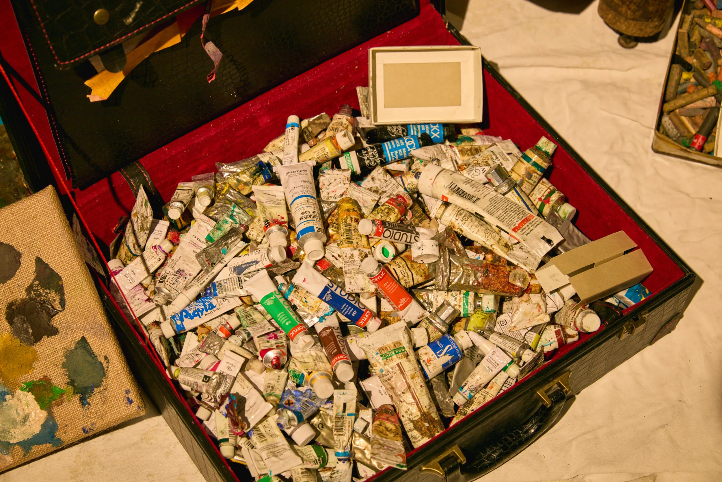 じょにーでっぷ様 リクエスト 2点 まとめ商品 ジョニー・デップの内的世界を旅する没入型展覧会が高輪ゲートウェイで開催