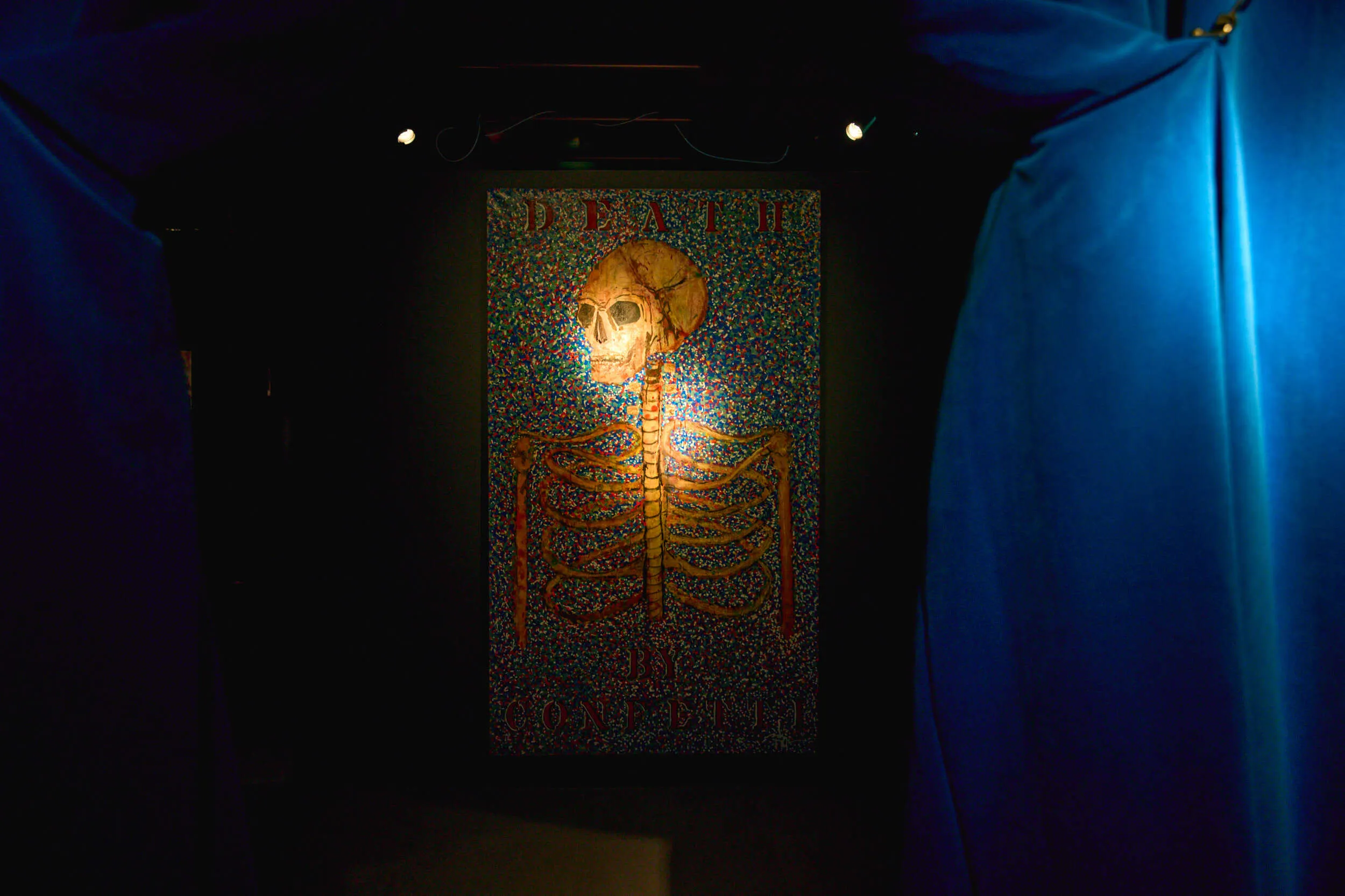 ジョニー・デップの内的世界を旅する没入型展覧会が高輪ゲートウェイで開催