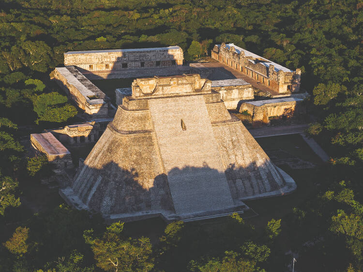 Conoce la Zona Arqueológica de Uxmal