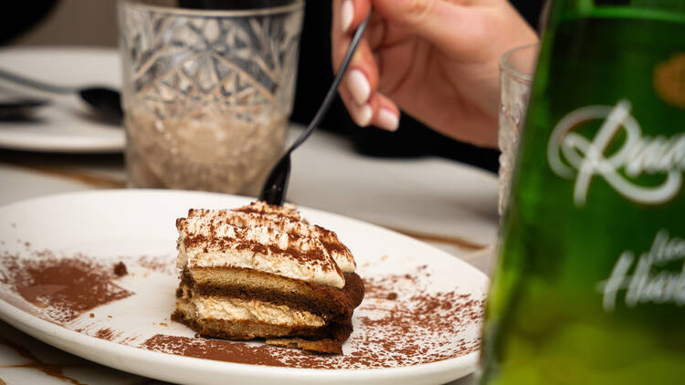 Santiago Ultramarinos