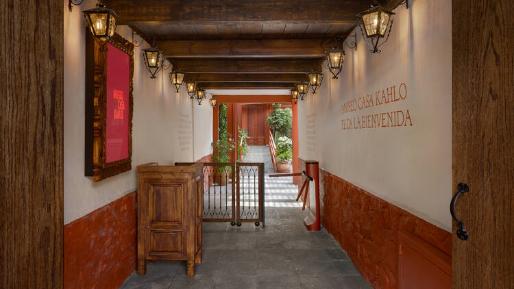 See a new side of Frida Kahlo See a new side of Frida Kahlo