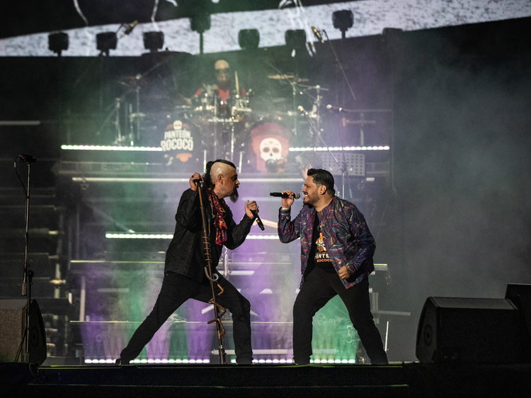 Platicamos con Panteón Rococó antes de sus shows en el Estadio GNP