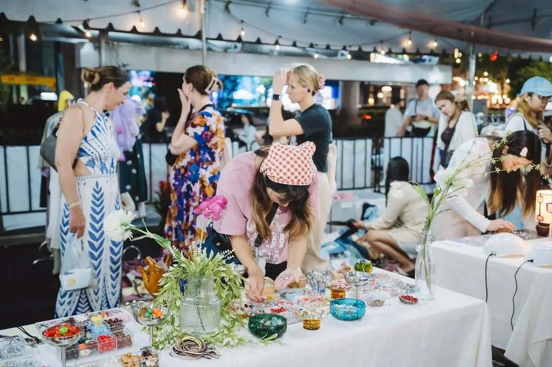 again.and.again.market