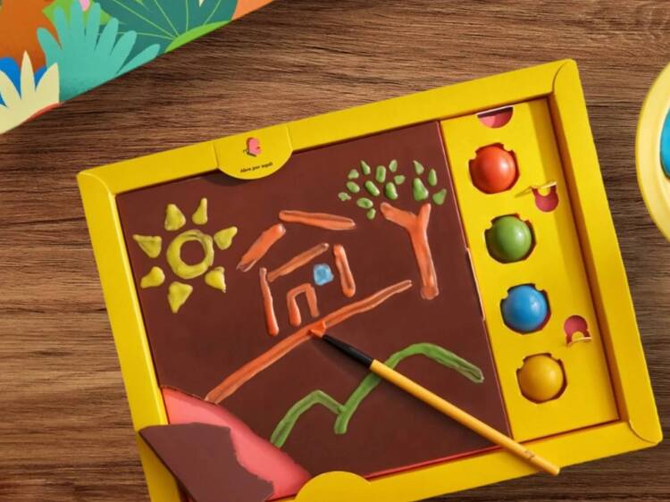 Une ardoise en chocolat à colorier Dengo