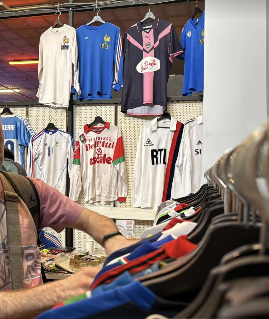 LIncroyable Brocante Sports » de So Foot et TrashTalk, édition numéro