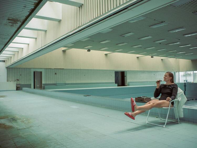 PETER ASUI TALOSSA – delfiini pisteestä pisteeseen PETER ASUI TALOSSA – delfiini pisteestä pisteeseen