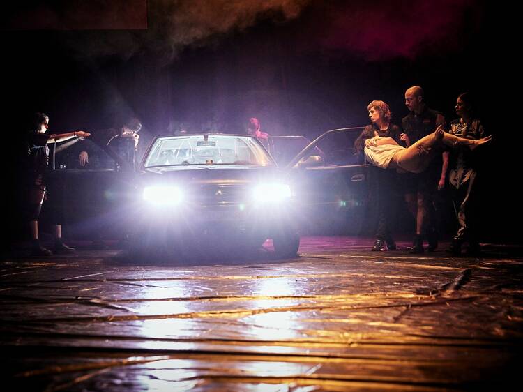 &FEST: The Bride and The Goodnight Cinderella – hurjan kaunis spektaakkeli taiteesta ja hengenvaarasta &FEST: The Bride and The Goodnight Cinderella – hurjan kaunis spektaakkeli taiteesta ja hengenvaarasta