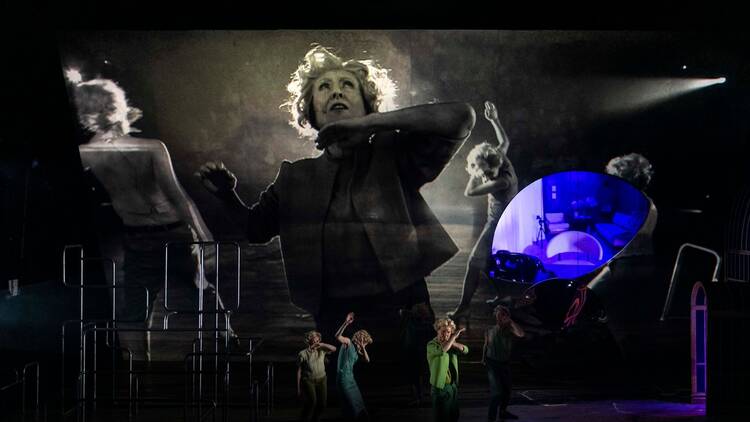 &FEST: The Birds – kylmäävä kurkistus Hitchcock-hitin kulisseihin &FEST: The Birds – kylmäävä kurkistus Hitchcock-hitin kulisseihin