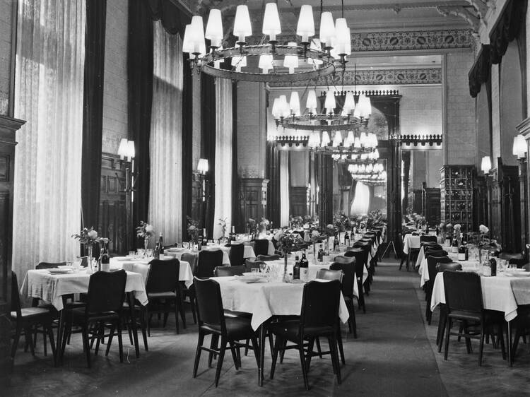 Hamarosan újranyit Budapest egyik legrégebbi kávéháza