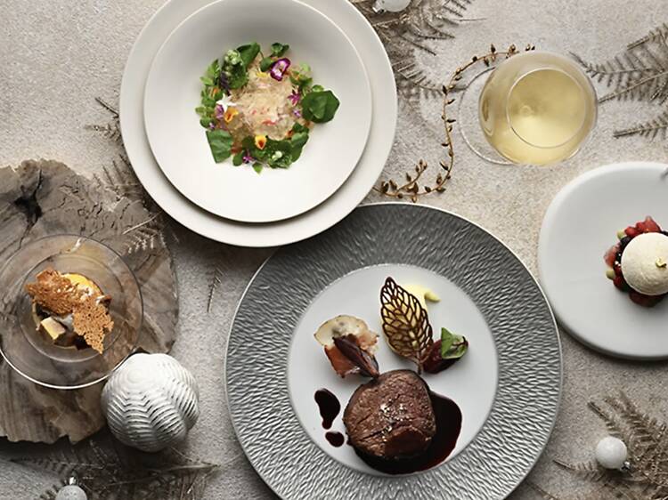 プレミアムな生演奏とともに聖夜を過ごす。 プレミアムな生演奏とともに聖夜を過ごす。