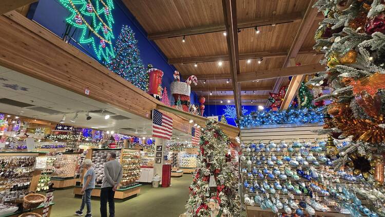 Bronner’s Christmas Wonderland | Frankenmuth, MI