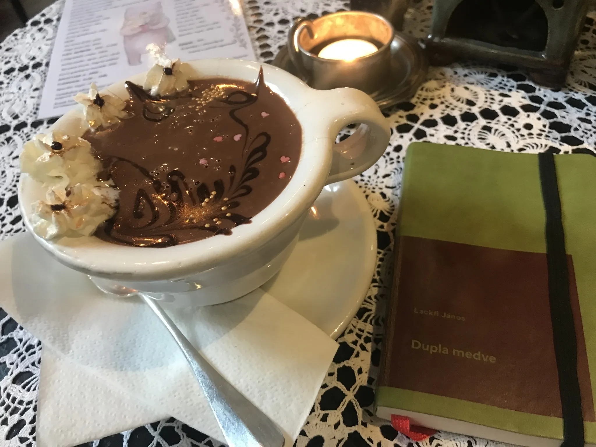 Rengeteg RomKafé, Budapest