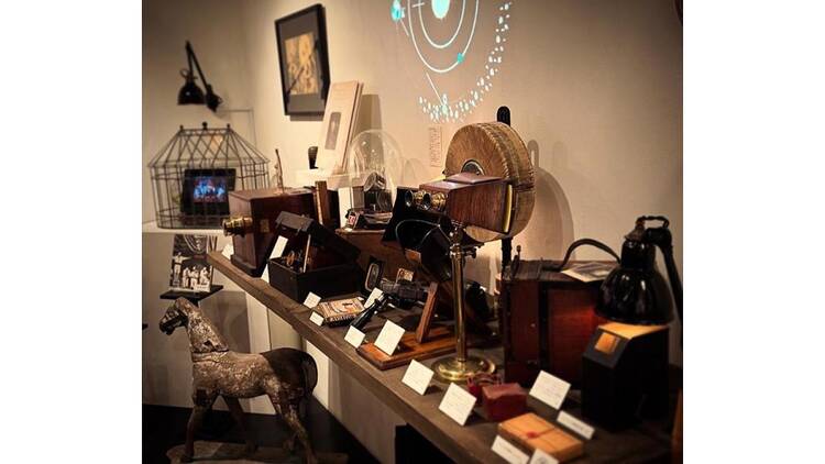 映像創世記とアンティーク 映像創世記とアンティーク