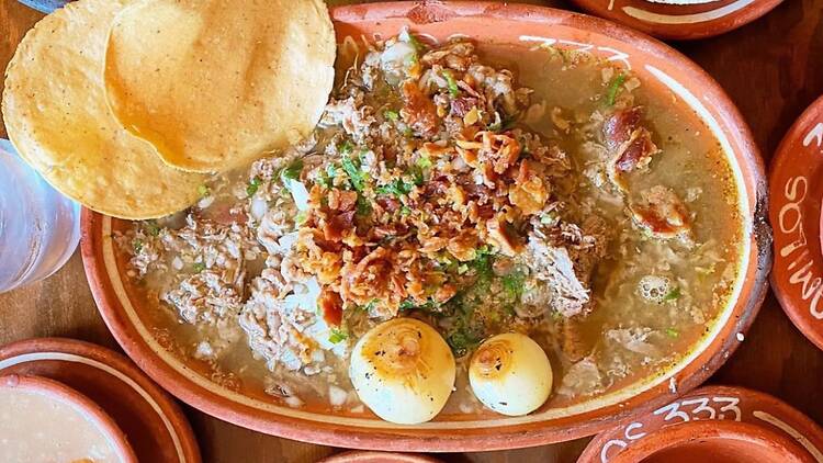 Come carne en su jugo