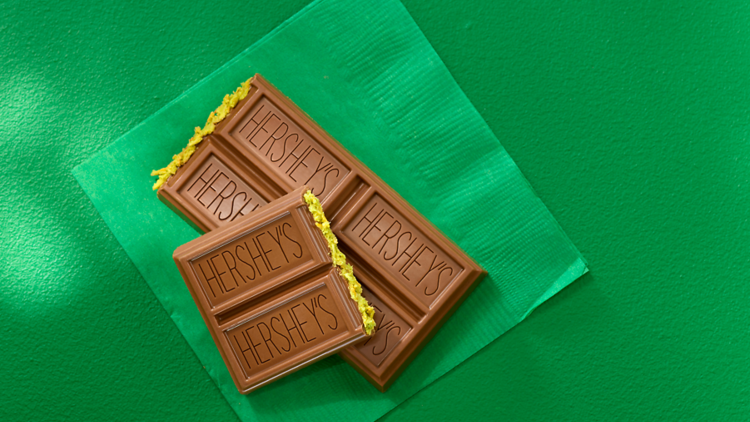 Hershey's dubai chocolate bar