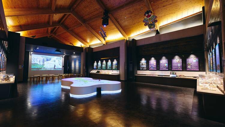 Get a hang of the island’s geo-history