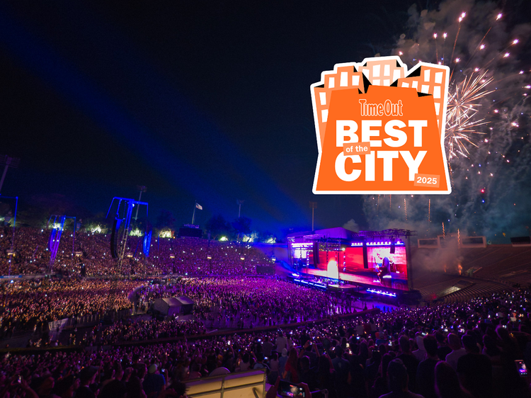 Best Dose of Optimism (Audio): Oasis at the Rose Bowl Best Dose of Optimism (Audio): Oasis at the Rose Bowl