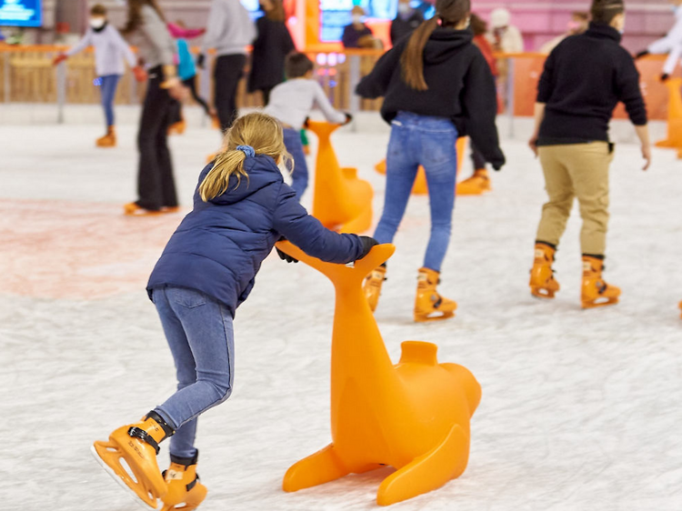 Las mejores pistas de patinaje sobre hielo en Madrid esta Navidad