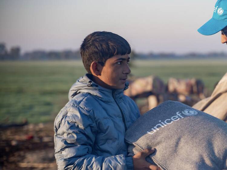 Apoiar crianças em crises humanitárias