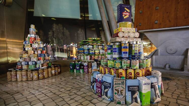 Fazer uma árvore de Natal com alimentos