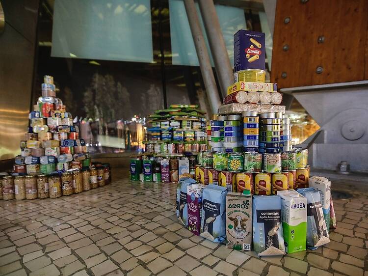 Fazer uma árvore de Natal com alimentos