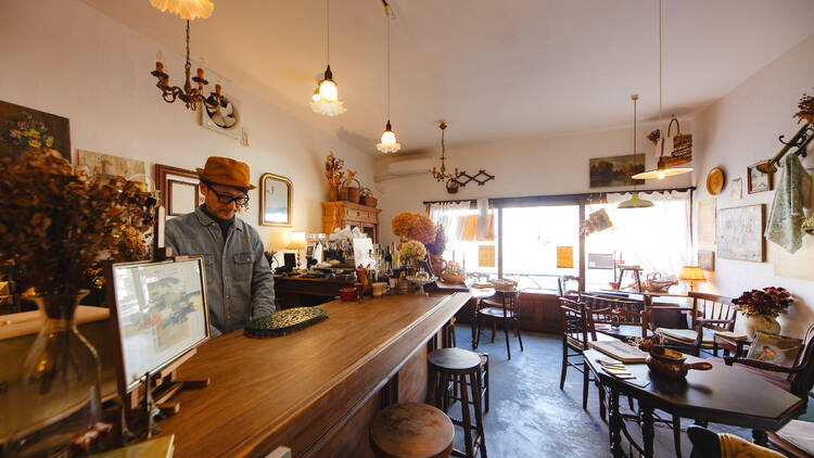 Au Détour café et brocante