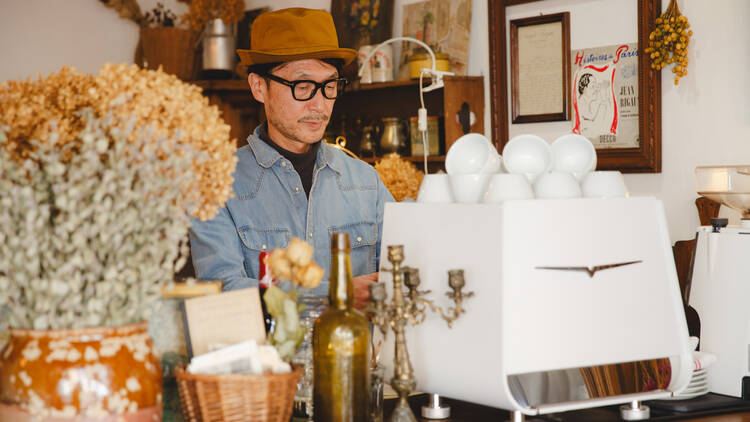 Au Détour café et brocante