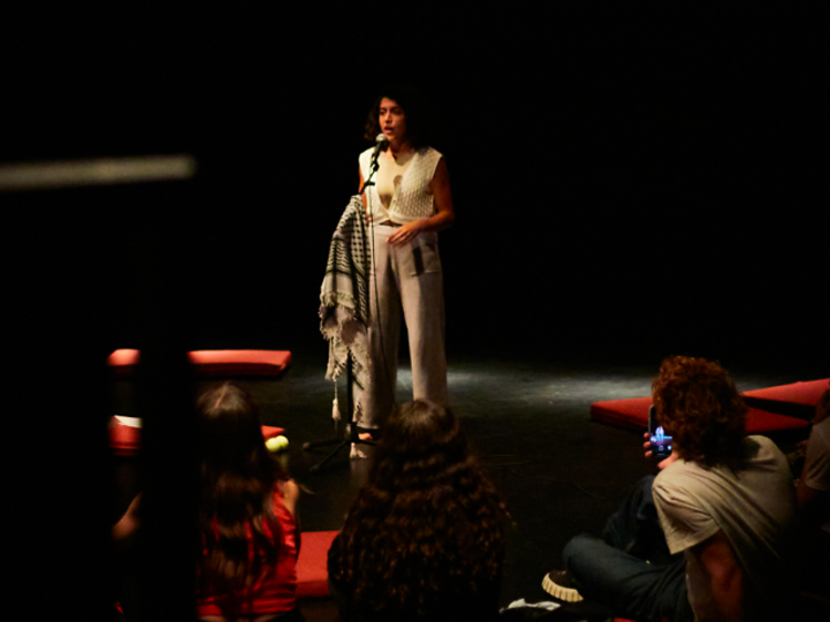 El festival Middle Feast celebra una nova edició amb un cicle de cinema d’autores palestines, tallers gastronòmics, música i art per donar suport a Palestina El festival Middle Feast celebra una nova edició amb un cicle de cinema d’autores palestines, tallers gastronòmics, música i art per donar suport a Palestina