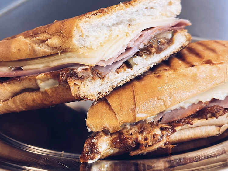 Mani's Sandwich Cubano