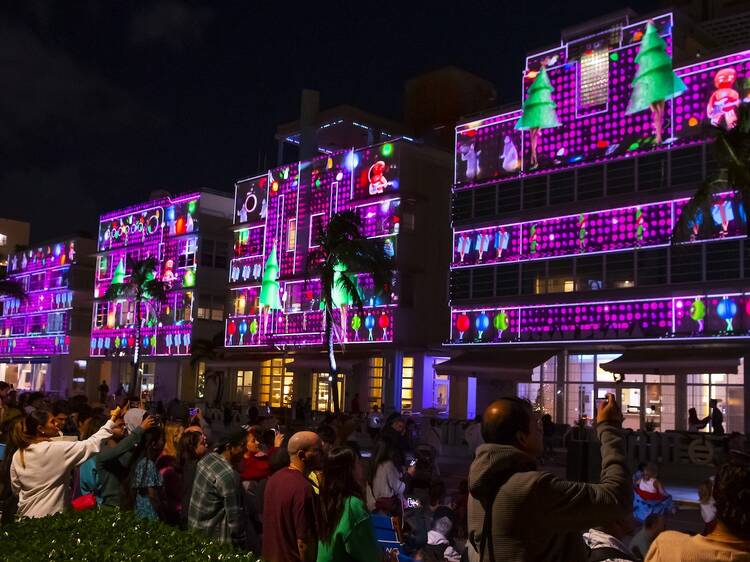 Get into the spirit at the Miami Beach Holiday Festival of Lights Get into the spirit at the Miami Beach Holiday Festival of Lights