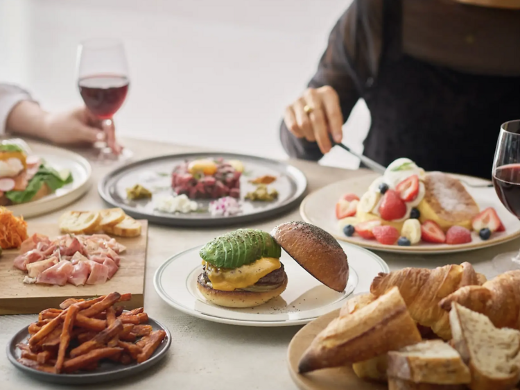 食とカルチャーが交差する新拠点、ベイクルーズが新宿に「DIGS」をオープン