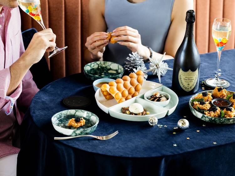 除夕倒數派對一：香港四季酒店香檳配雞蛋仔