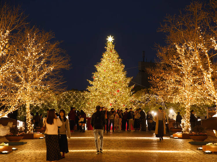 Christmas Tree at Yebisu Garden Place